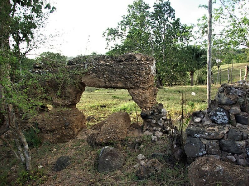 Ruinas y arquitectura colonial